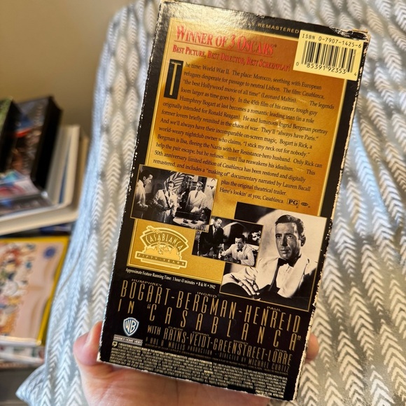 Casablanca Remastered Collector's Edition VHS - Picture 5 of 5